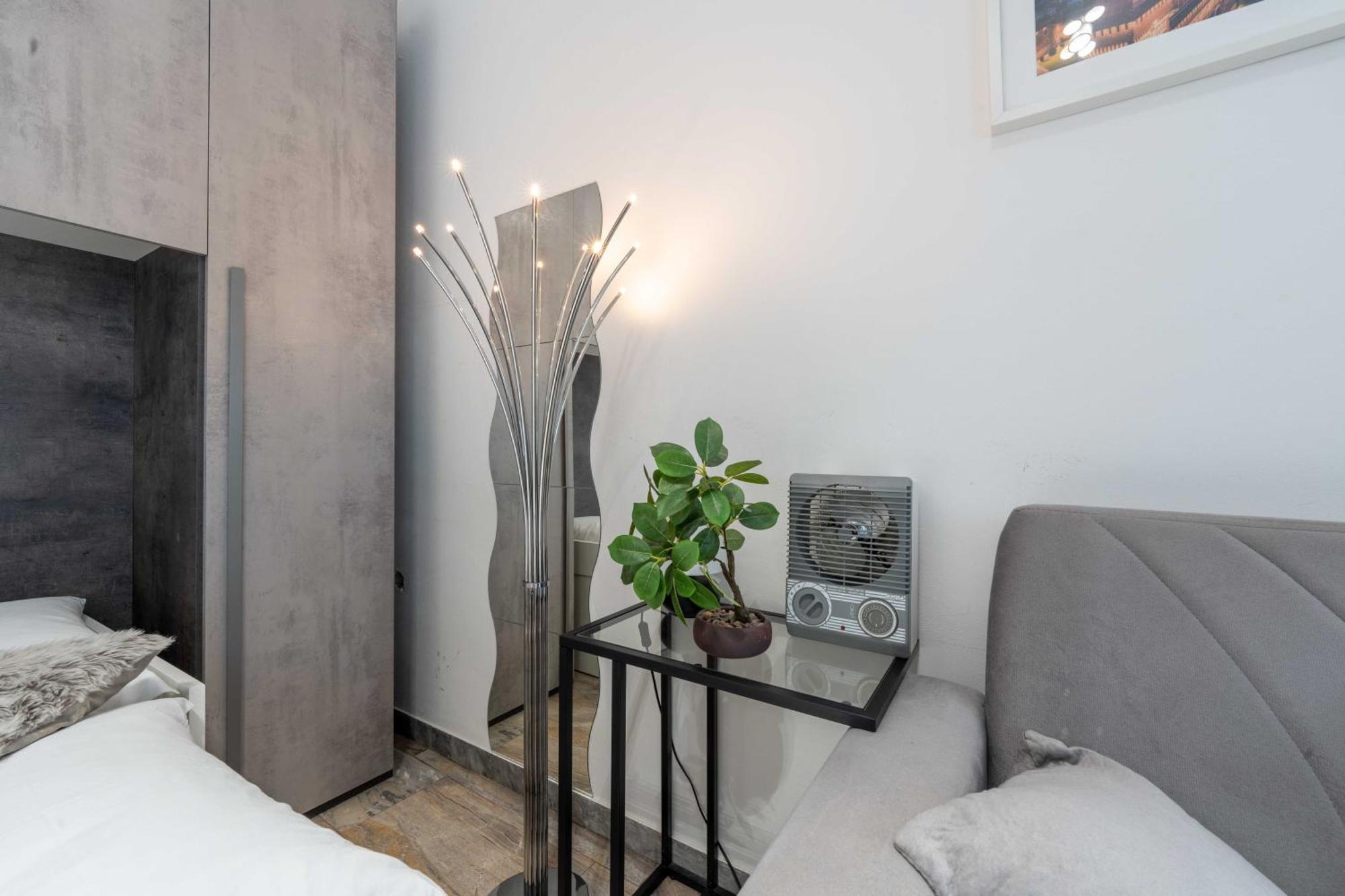 Suite 12 Milano Centro Parking Free מראה חיצוני תמונה