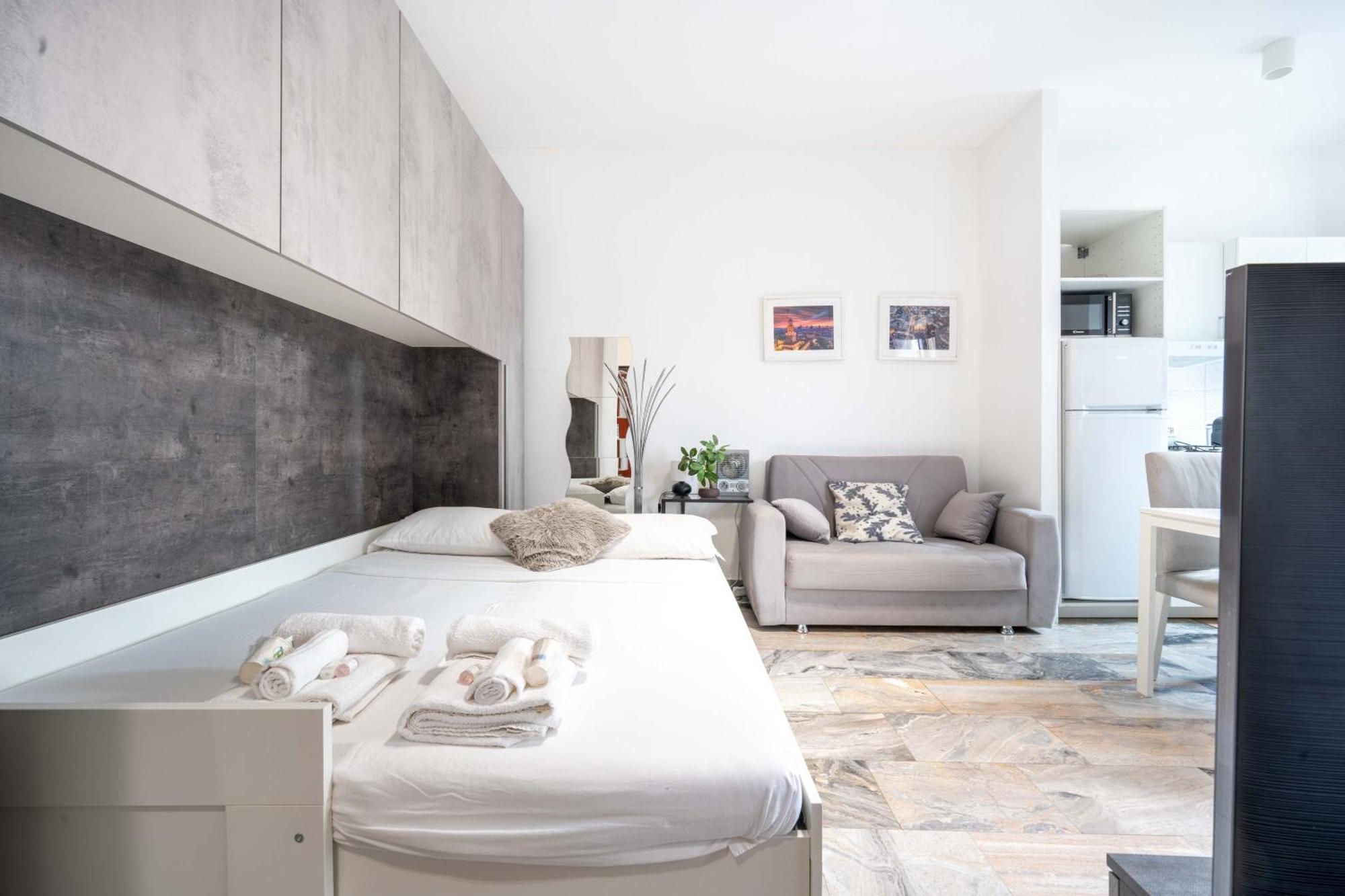 Suite 12 Milano Centro Parking Free מראה חיצוני תמונה