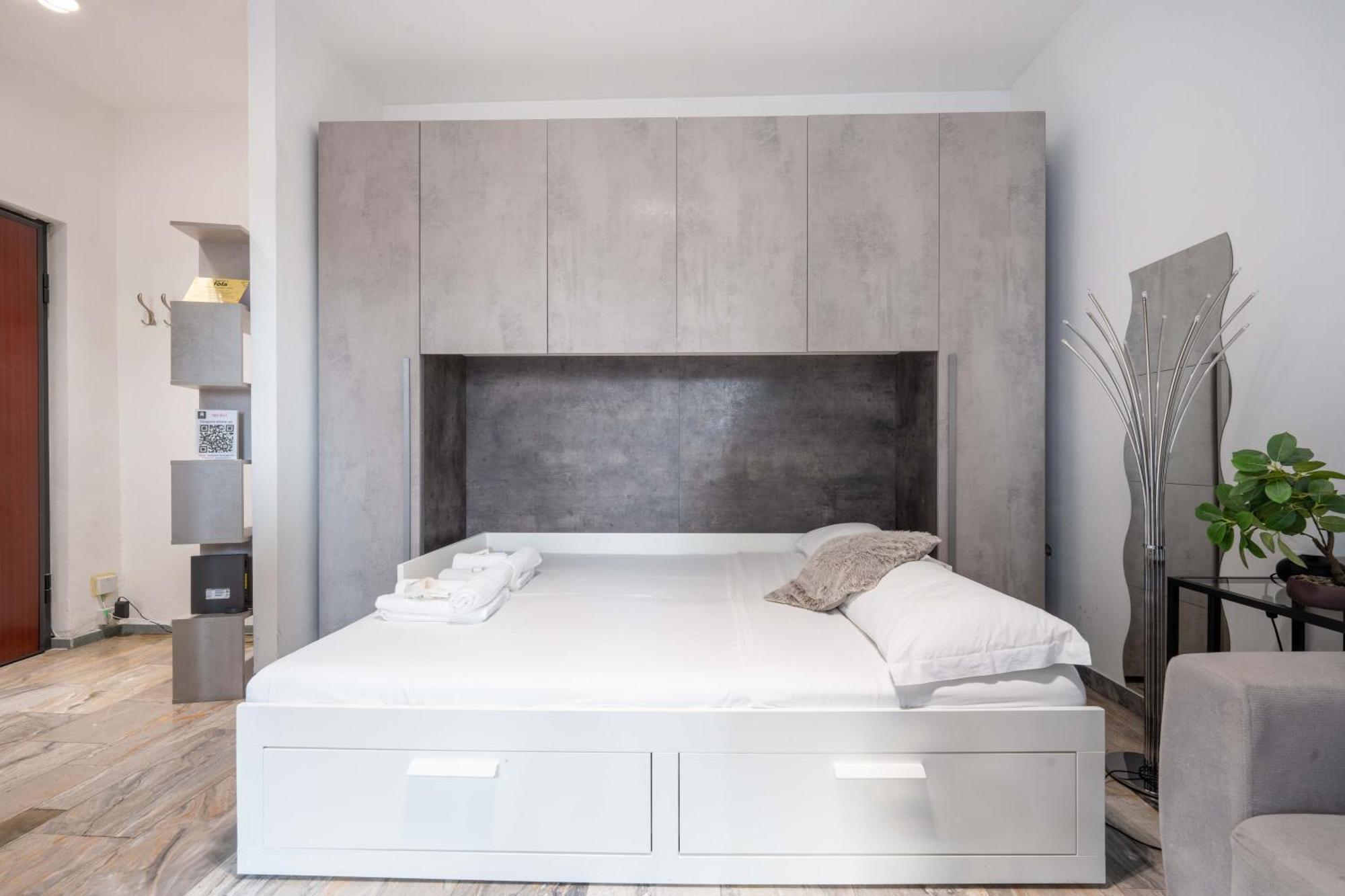 Suite 12 Milano Centro Parking Free מראה חיצוני תמונה