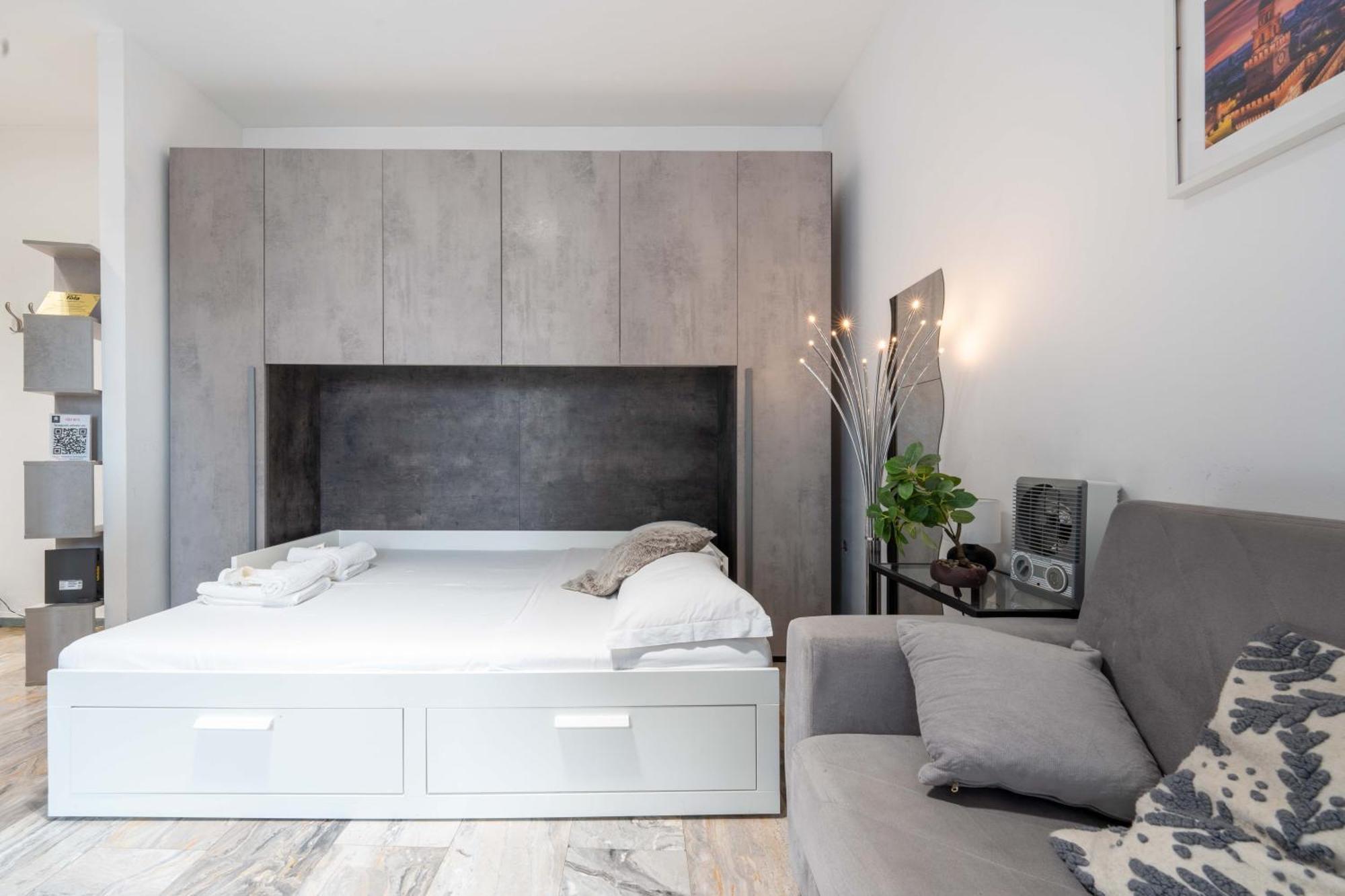 Suite 12 Milano Centro Parking Free מראה חיצוני תמונה