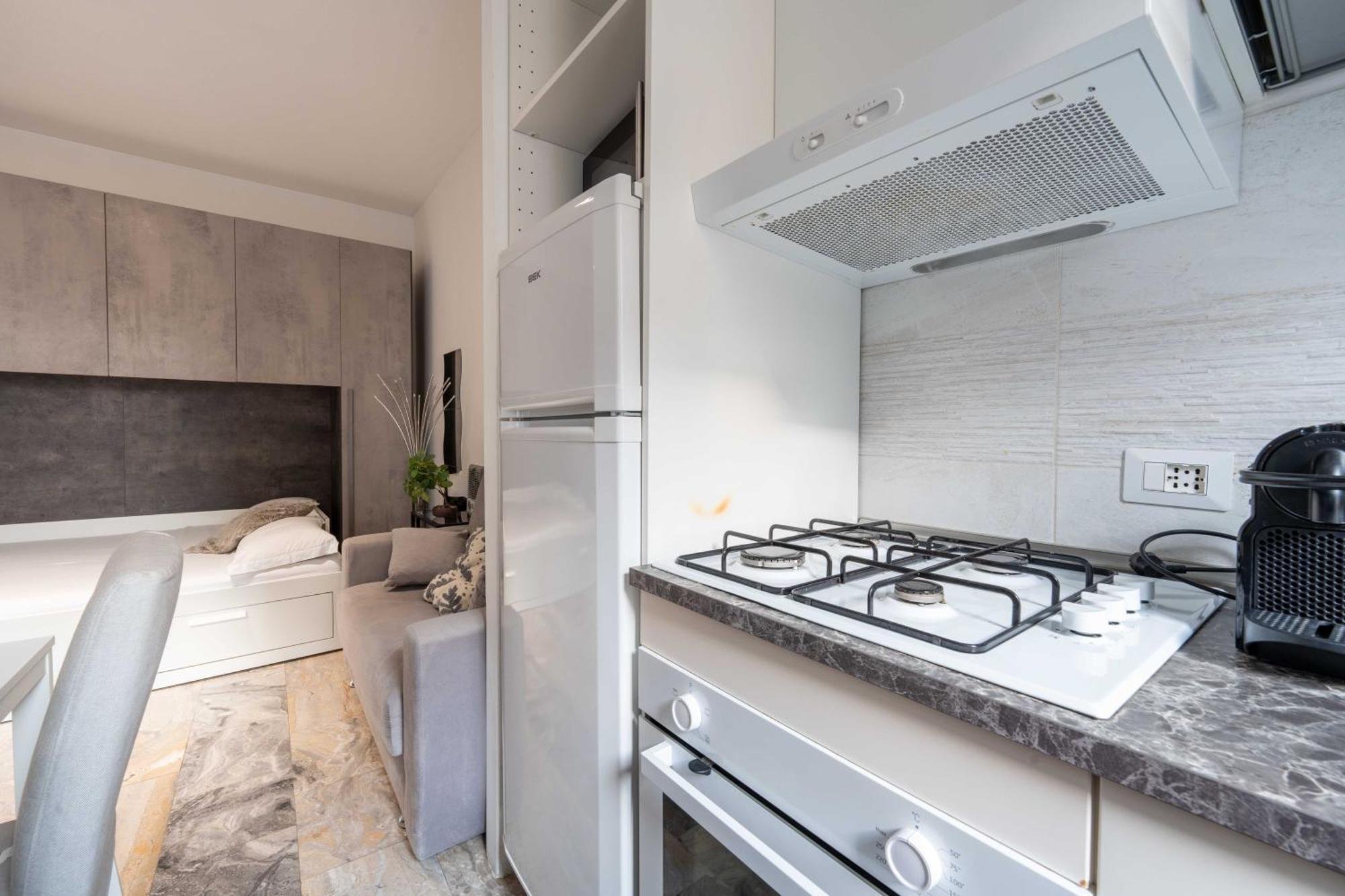 Suite 12 Milano Centro Parking Free מראה חיצוני תמונה